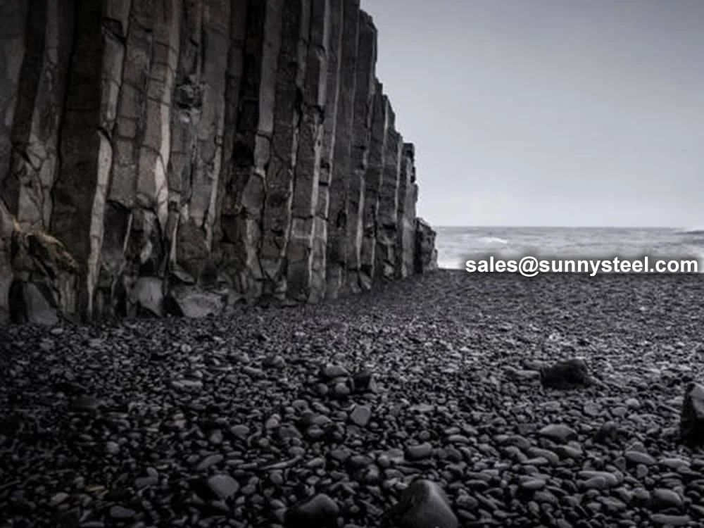 Cast Basalt Sand