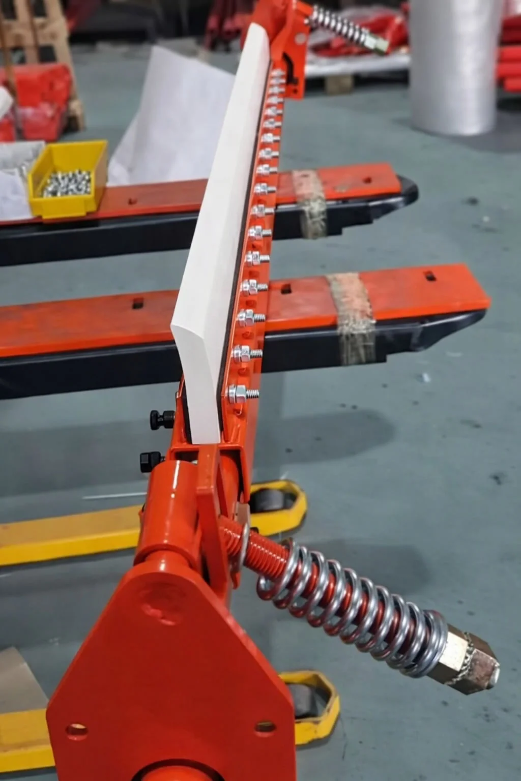 Conveyor Belt Cleaner