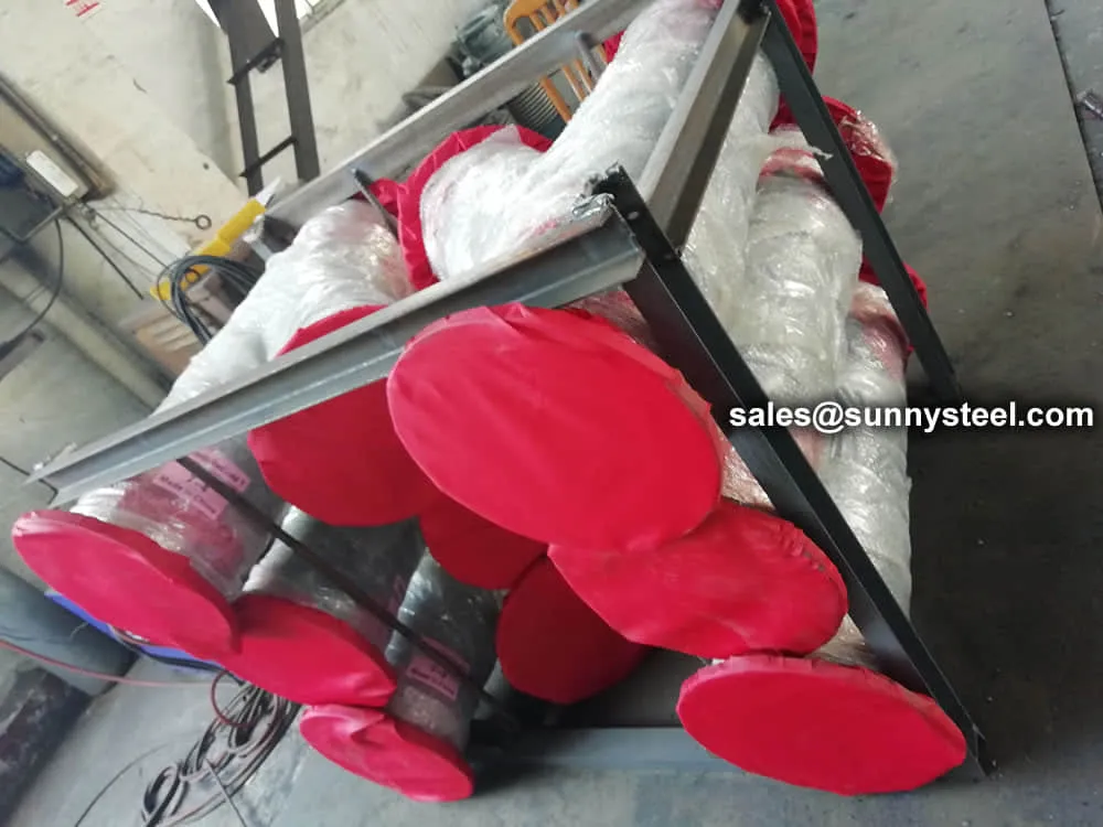 Packaging of ceramic lined pipes and fittings