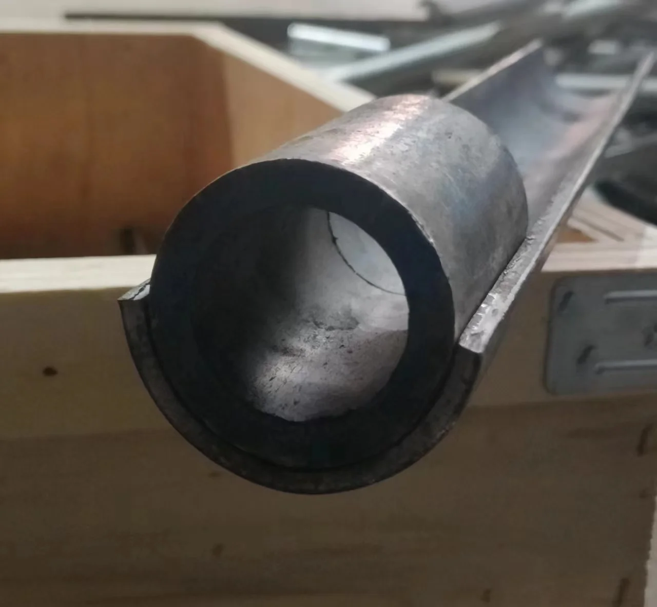 Tubes Erosion Shields